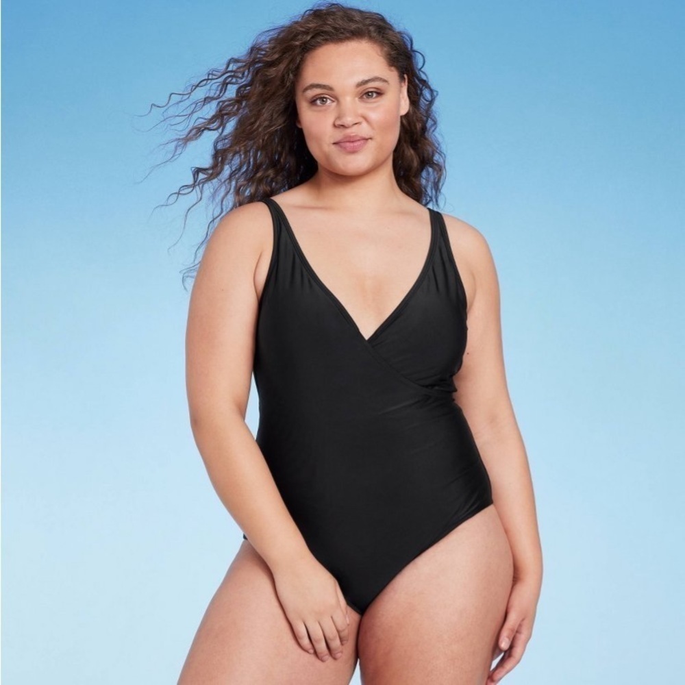 Women's V-Neck Scoop Back One Piece Swimsuit - Shade & Shore™ Black XL new